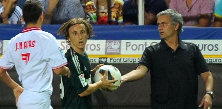 Luka Modrić está grato por ter conhecido José Mourinho na sua carreira